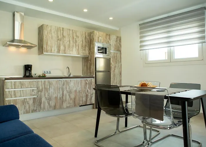 Aponiente 科尼尔-德拉弗龙特拉